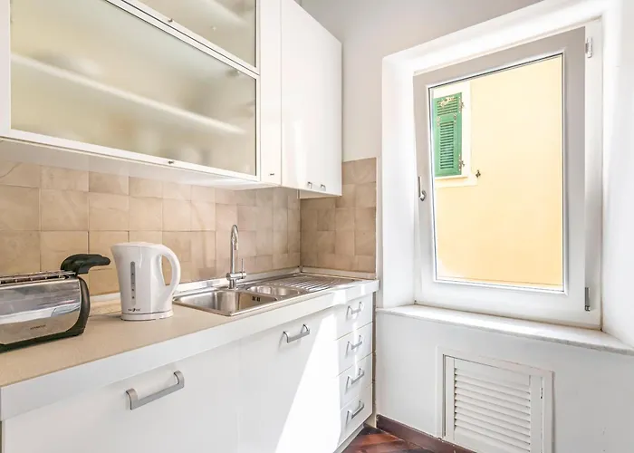 Lejlighed Guesthost - Il Poggiolo, Cozy In Marola *