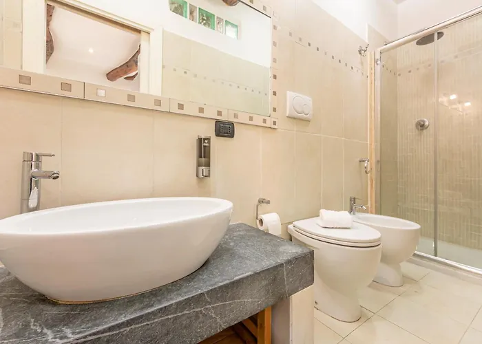 Guesthost - Il Poggiolo, Cozy In Marola * La Spezia